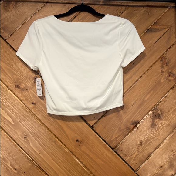Ardene White Fitted Crop T-Shirt - Picture 2 of 4